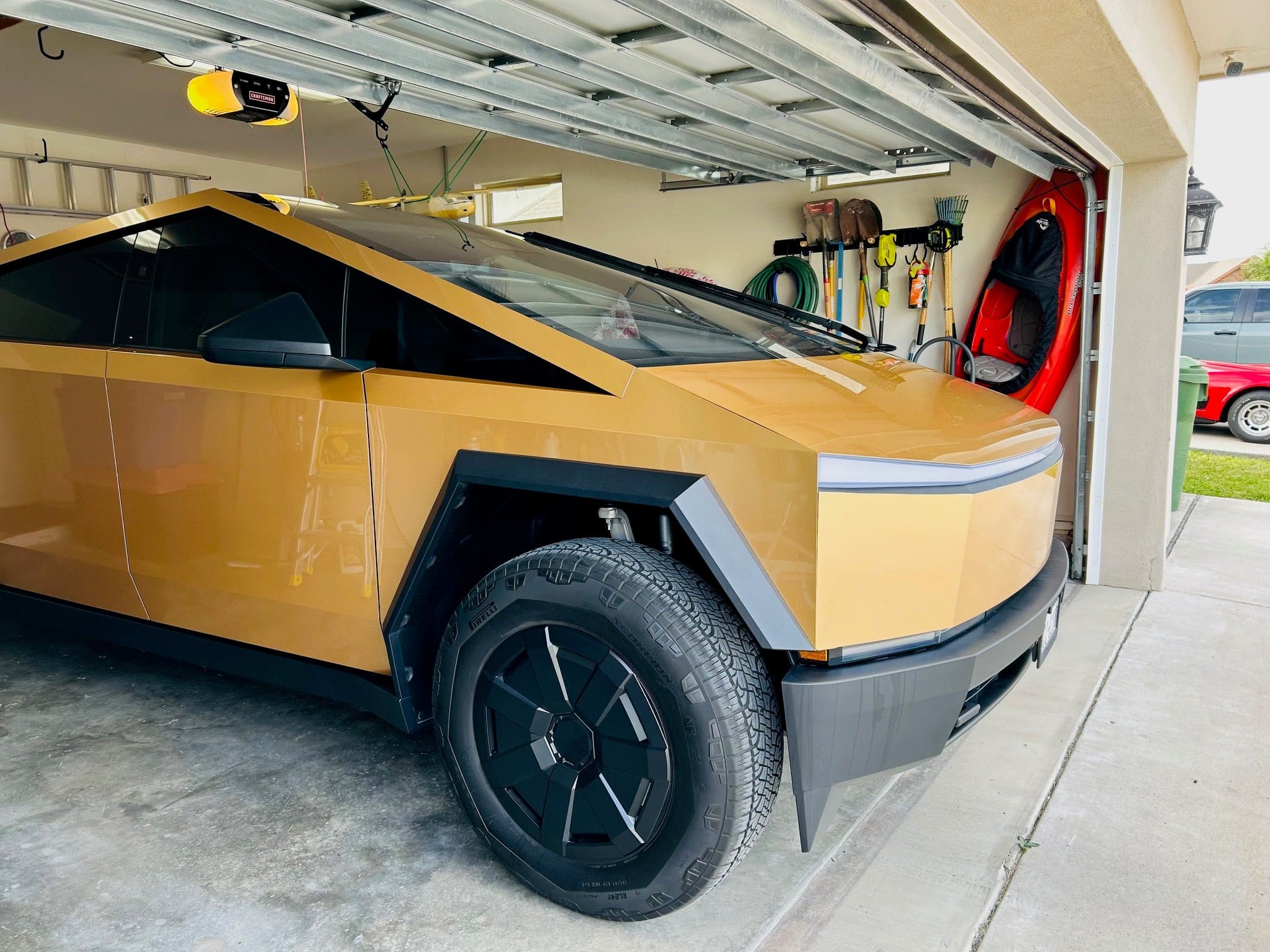 gold-wrapped cybertruck milan gold color ppf