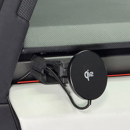 Dashboard Magnetic Phone Mount / Qi2 Charger | Tesla Cybertruck - Phone Holder