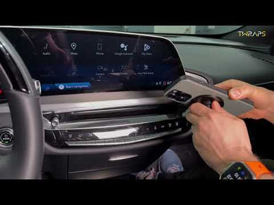 Dashboard Phone Mount / Qi2 Charger | Cadillac LYRIQ - Phone Holder